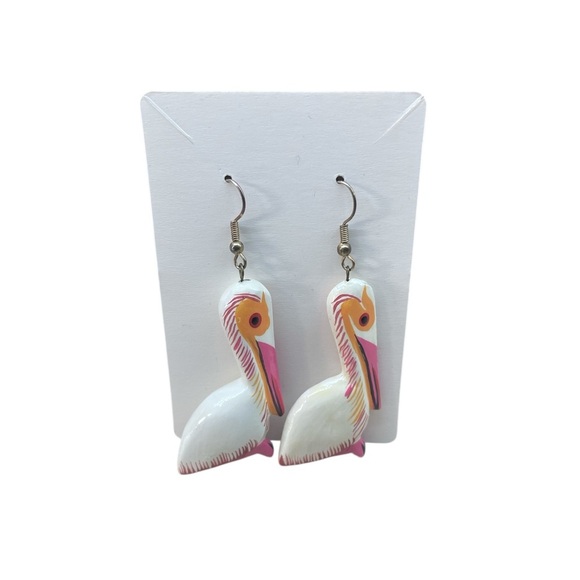 Women’s Wooden Dangle Earrings Pelican Fun Party Halloween Animal White Pink - Picture 9 of 9